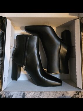 Nine West Yuhav Studded Block Heel Ankle Boots